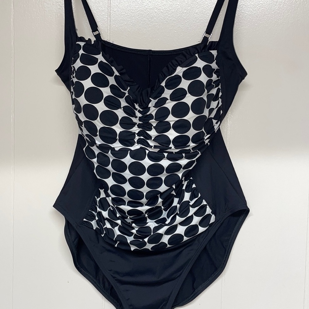 La Blanca One piece Swimsuit